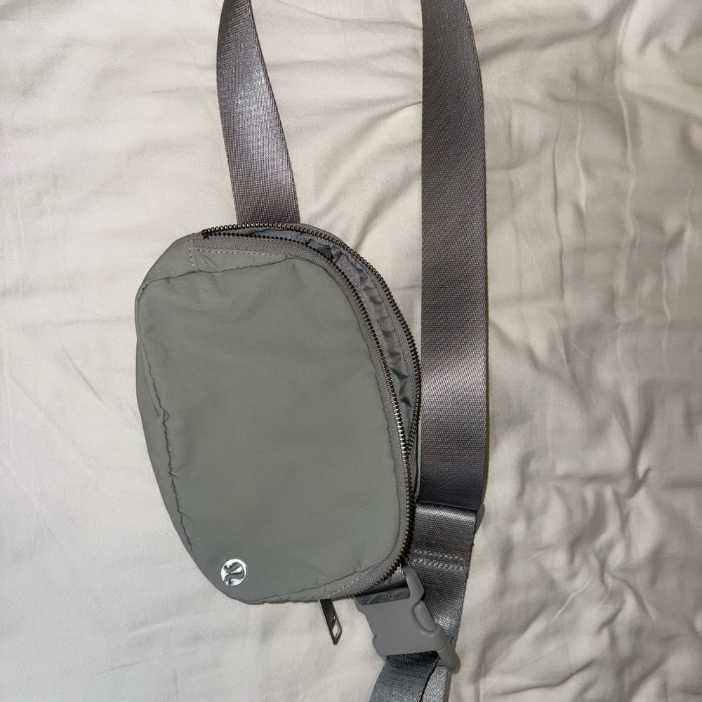 Lululemon Athletica Gray Belt Bag